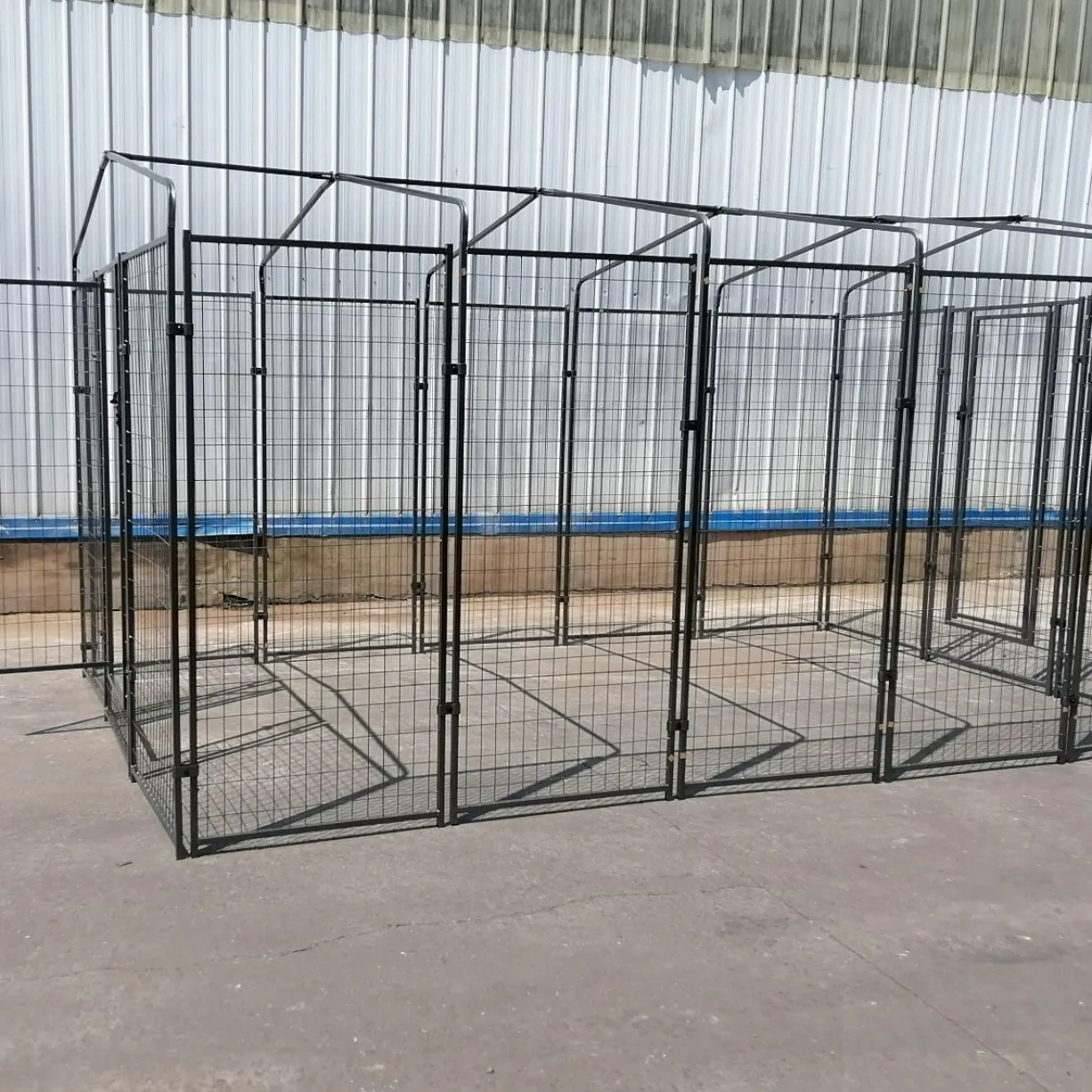 Kit chenil pour animaux 9,6m² - Enclos 400x240x180 cm avec toit Métal