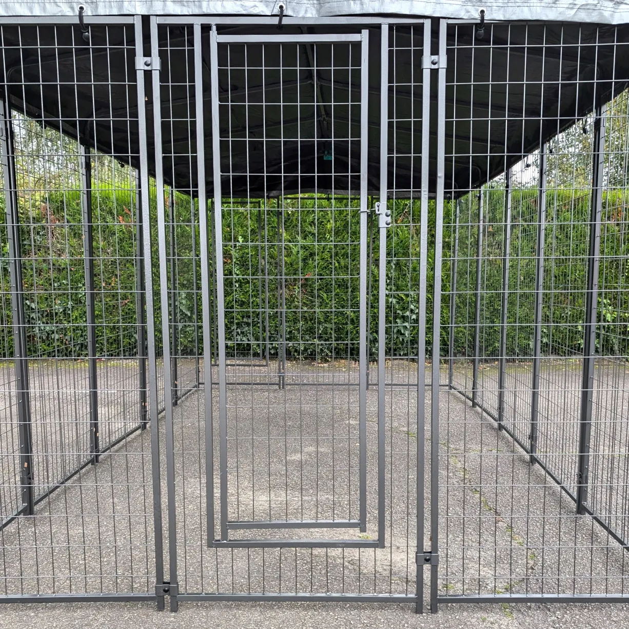 Kit chenil pour animaux 9,6m² - Enclos 400x240x180 cm avec toit Métal