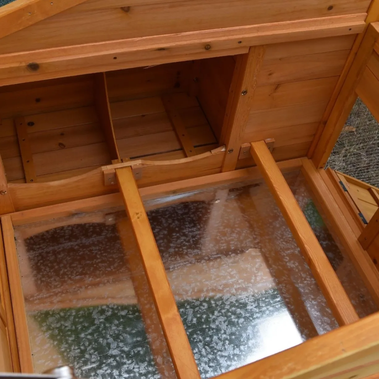Poulailler Orava toit shingle ouvrant jusqu’à 4 poules